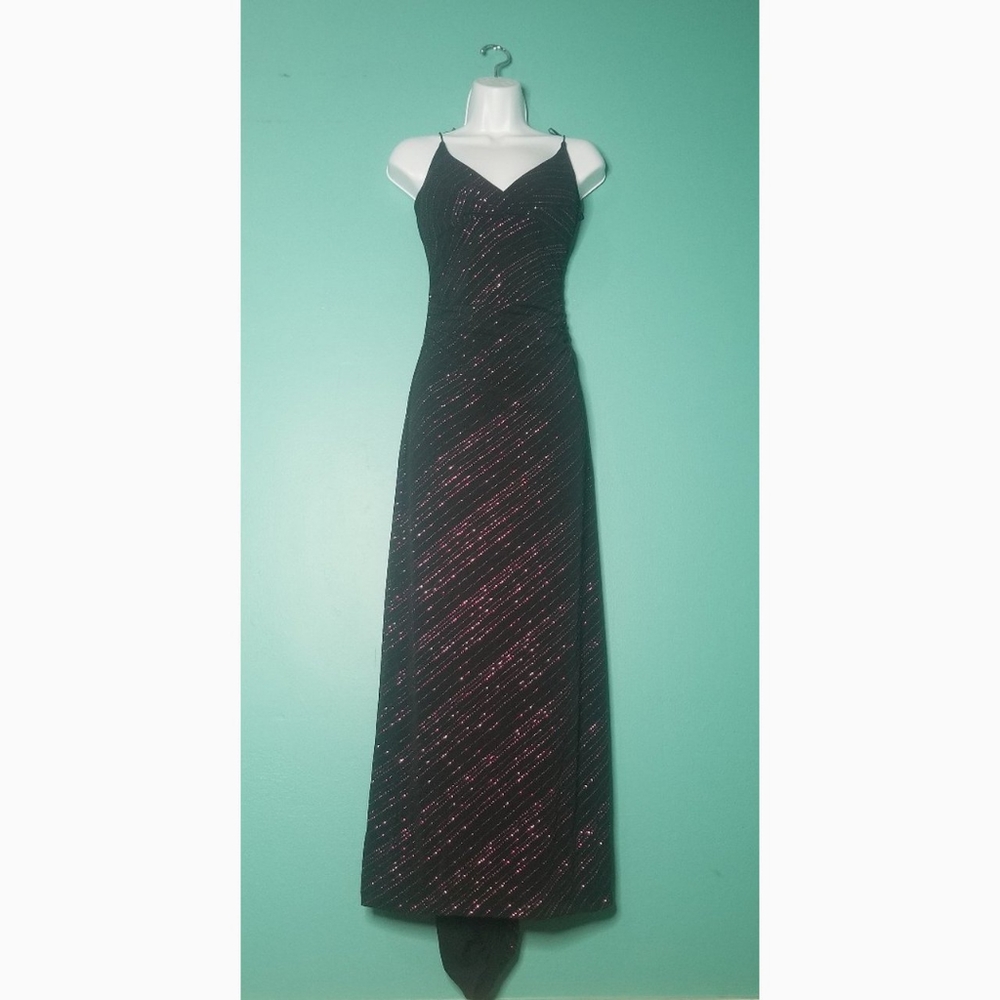 City Triangles womens Sz small black pink glitter